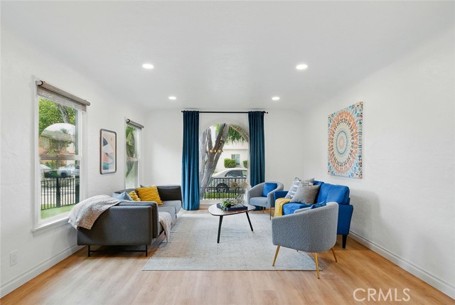 2200 Pine Avenue, Long Beach CA: https://media.crmls.org/medias/11be60c2-3640-428a-ba7d-bd4b31582127.jpg