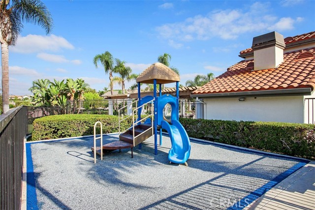 Detail Gallery Image 44 of 52 For 27806 Homestead, Laguna Niguel,  CA 92677 - 5 Beds | 3/1 Baths