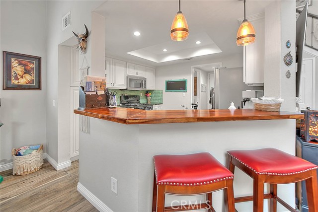 Detail Gallery Image 12 of 64 For 6755 Foxcroft Ct, Chino,  CA 91710 - 2 Beds | 2/1 Baths