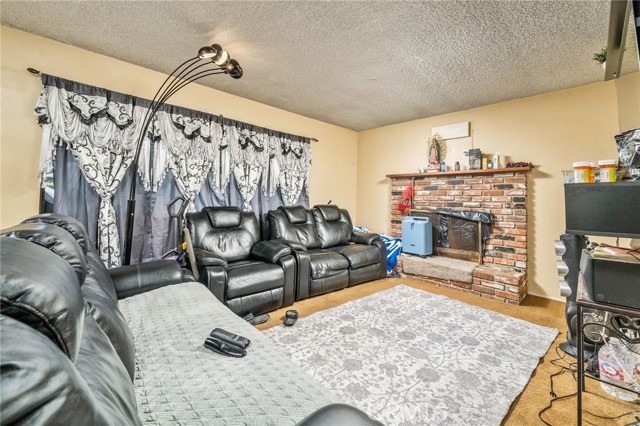 903 N Eleanor Street, Pomona CA: https://media.crmls.org/medias/11c47aae-b380-498a-8697-80fc209a322f.jpg