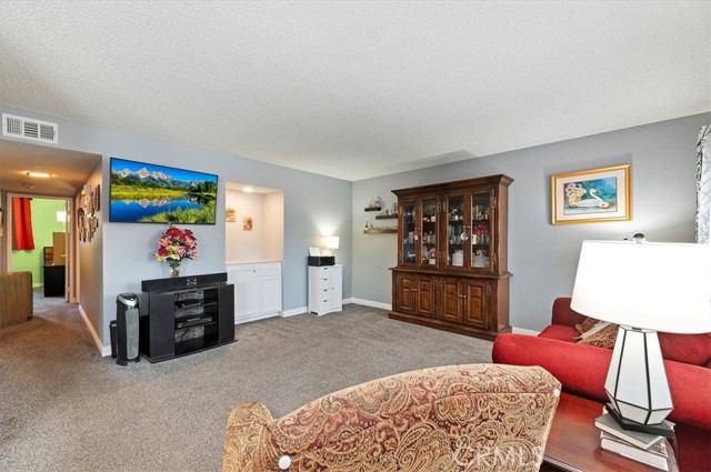 Detail Gallery Image 8 of 33 For 1000 Central Ave #25,  Riverside,  CA 92507 - 2 Beds | 2 Baths