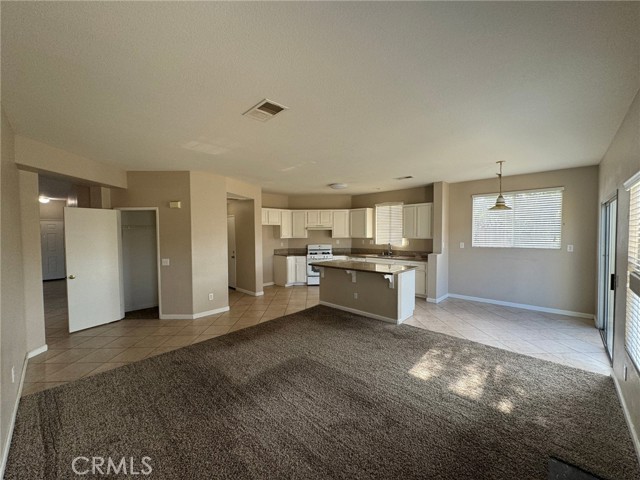 Detail Gallery Image 12 of 34 For 43534 Amazon St, Hemet,  CA 92544 - 4 Beds | 2/1 Baths