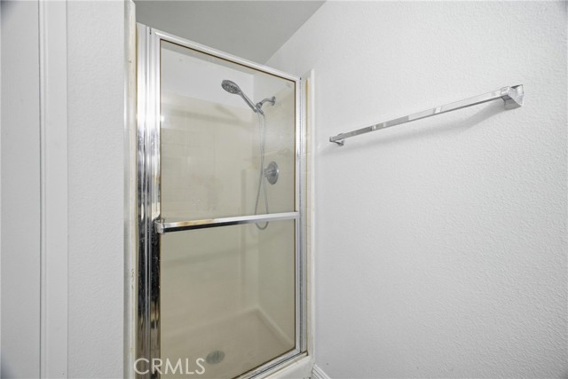 Detail Gallery Image 19 of 38 For 14673 Owens River, Victorville,  CA 92392 - 5 Beds | 3 Baths