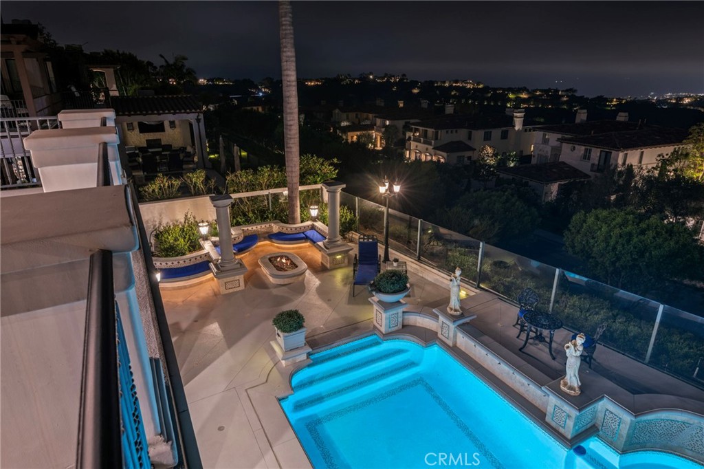 https://media.crmls.org/medias/11c63ceb-0625-4eb3-8560-a051c501bed2.jpg?preset=X-Large