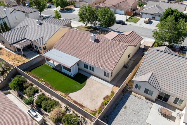 2041 Kalliope Avenue, Lancaster CA: https://media.crmls.org/medias/11c77aac-7dfa-46f7-bdbb-174aa41a67fa.jpg