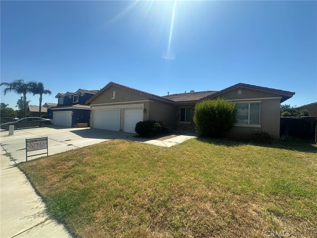 1165 Sagamore Circle