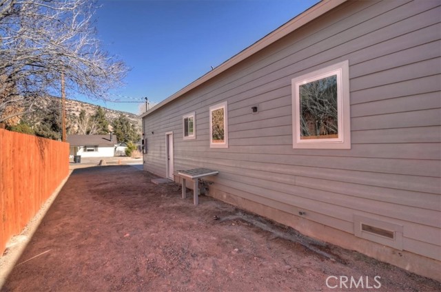 Detail Gallery Image 39 of 50 For 304 San Anselmo, Big Bear City,  CA 92314 - 3 Beds | 3/1 Baths