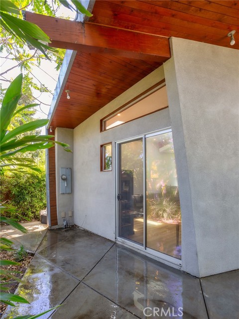 5762 Andasol Avenue, Encino CA: https://media.crmls.org/medias/11c93436-f539-49c1-8aa7-a27411155fc4.jpg