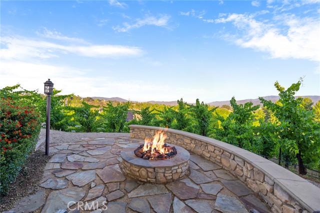 33260 Susan Grace Court, Temecula CA: https://media.crmls.org/medias/11c95ada-ebac-4cec-a950-d12b75199cde.jpg