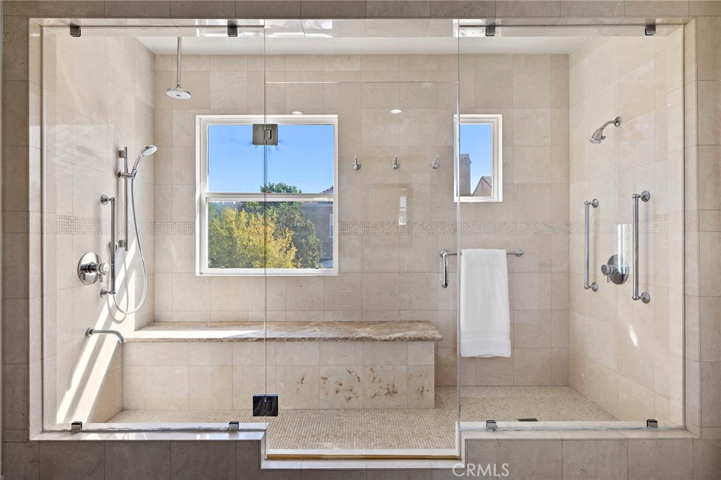 MLS #OC25257856 image #26