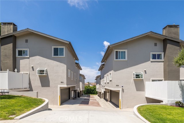 2615 Voorhees Avenue, Redondo Beach, California 90278, 3 Bedrooms Bedrooms, ,2 BathroomsBathrooms,Residential,Sold,Voorhees,SB23090522