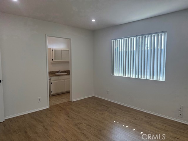 Detail Gallery Image 6 of 7 For 437 Richmond St #4,  El Segundo,  CA 90245 - 2 Beds | 2 Baths