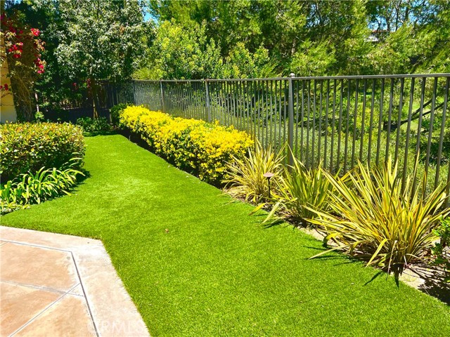 11 Gentle Breeze, Newport Coast CA: https://media.crmls.org/medias/11cb0b2a-e751-4698-87df-d4f48baa46bf.jpg