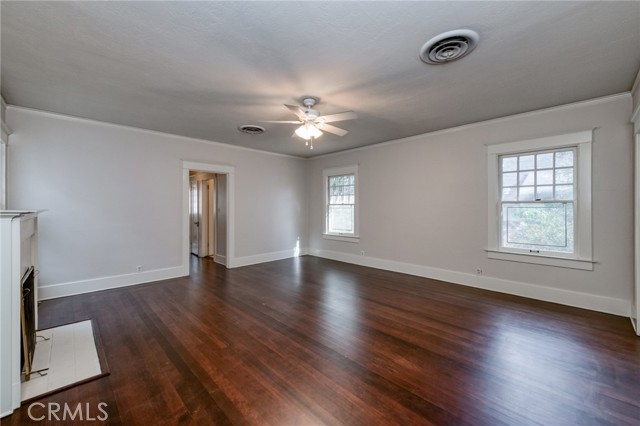 Detail Gallery Image 26 of 61 For 605 E Home Ave, Fresno,  CA 93728 - 5 Beds | 4/1 Baths