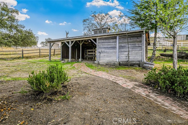 Detail Gallery Image 29 of 34 For 30617 Buckskin, Tehachapi,  CA 93561 - 4 Beds | 3 Baths
