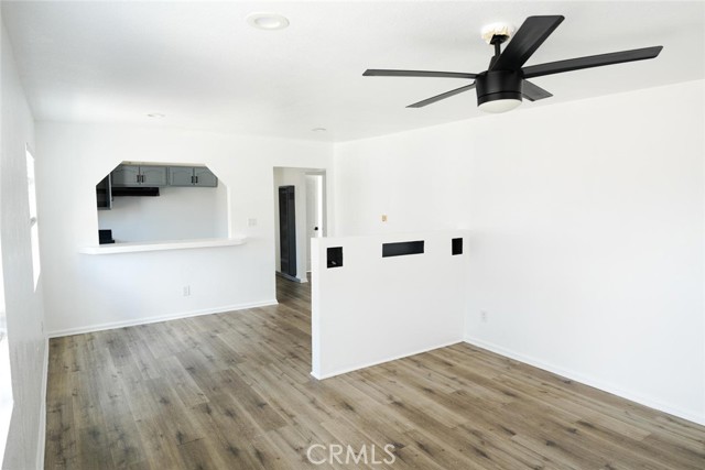 3424 3424 1/2 Paloma Street, Los Angeles CA: https://media.crmls.org/medias/11cc3b11-4155-43e8-9958-d778dcf79416.jpg