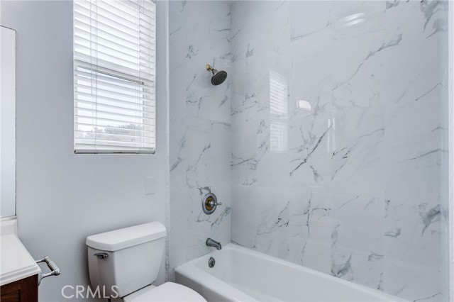 35050 Margo Road, Lake Elsinore CA: https://media.crmls.org/medias/11cc9e74-e6ec-419f-a722-030e60475288.jpg