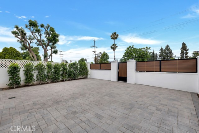 Detail Gallery Image 30 of 30 For 16510 San Fernando Mission Blvd, Granada Hills,  CA 91344 - 4 Beds | 4 Baths