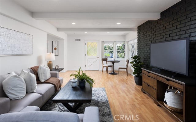 2119 E Denise Avenue, Orange CA: https://media.crmls.org/medias/11cd503b-b18a-4b7e-9c88-6735517fabdd.jpg