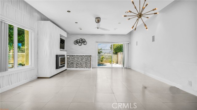 1553 Spyglass, Palm Springs CA: https://media.crmls.org/medias/11cee918-0e4e-498d-abb9-a707b2ebc549.jpg