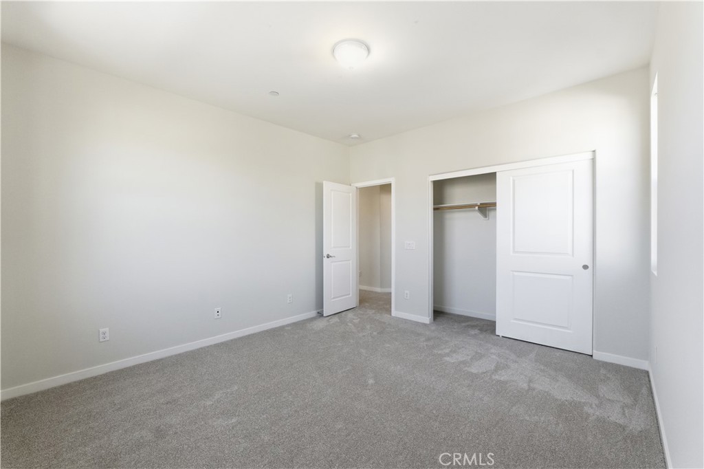 MLS #OC25234656 image #32