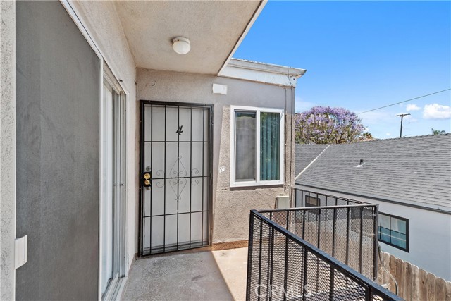 841 W 5th, San Pedro CA: https://media.crmls.org/medias/11d0351f-b28f-46ad-8c91-ea9e94e6f87c.jpg