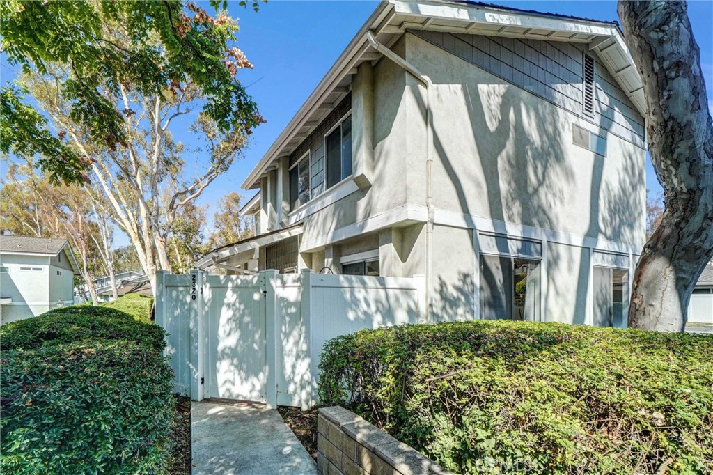 2320 Coventry Circle