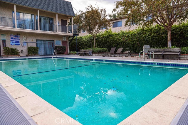 Detail Gallery Image 11 of 13 For 17151 Roscoe Bld #9,  Northridge,  CA 91325 - 2 Beds | 2 Baths