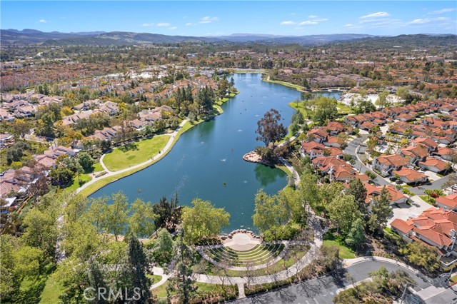 51 Calle Alamitos, Rancho Santa Margarita CA: https://media.crmls.org/medias/11d0ffe5-eff3-4f17-a75f-9807378f0cde.jpg