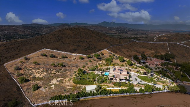 Detail Gallery Image 6 of 71 For 18936 Summerleaf Ln, Riverside,  CA 92504 - 4 Beds | 3/1 Baths