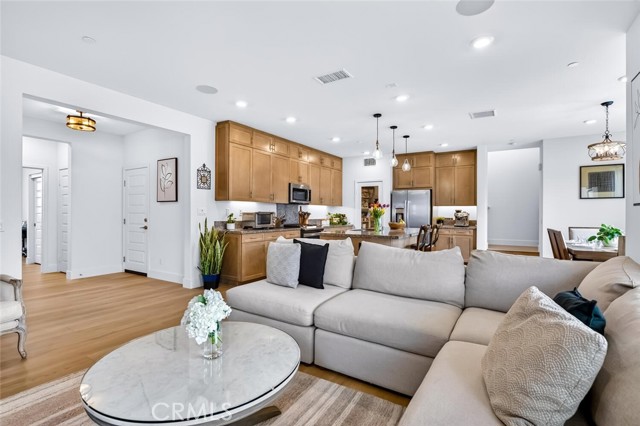 Detail Gallery Image 23 of 75 For 1306 Roots Way, Rancho Mission Viejo,  CA 92694 - 4 Beds | 3 Baths