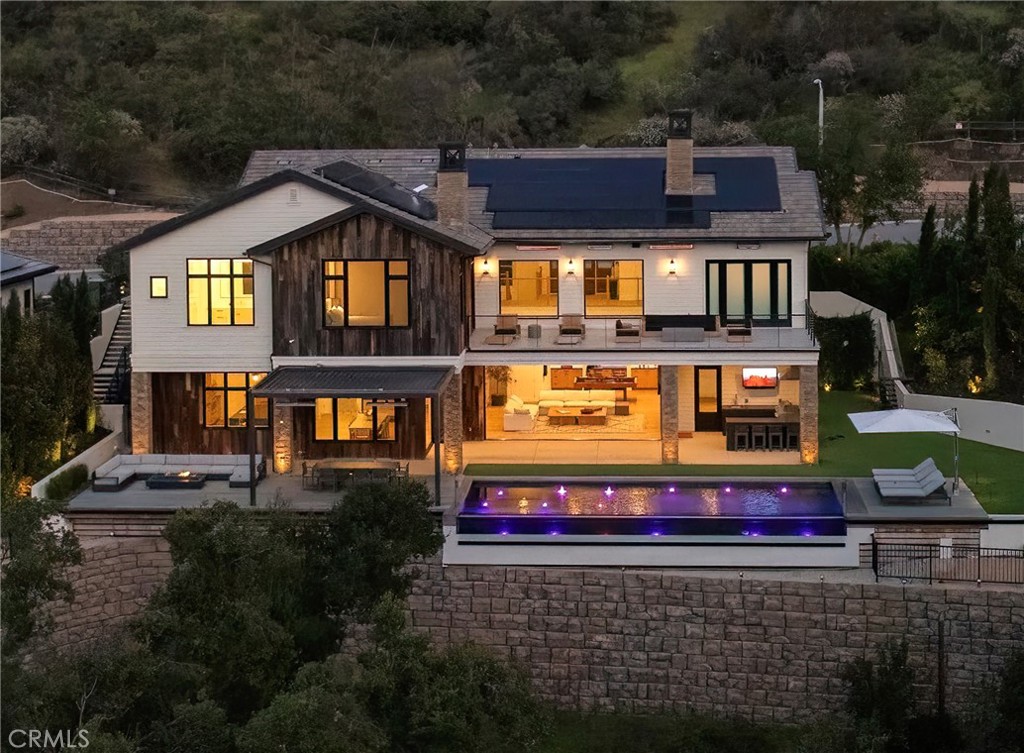 2775 Calbourne Lane