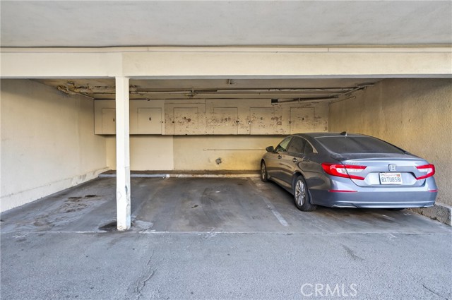 Detail Gallery Image 21 of 23 For 7826 Laurel Canyon Bld #17,  North Hollywood,  CA 91605 - 2 Beds | 1/1 Baths