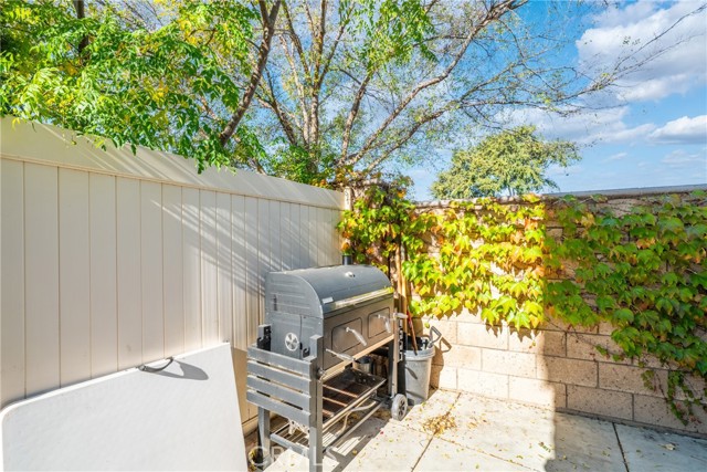 Detail Gallery Image 26 of 34 For 12938 Meridian Ct, Corona,  CA 92880 - 4 Beds | 3/1 Baths