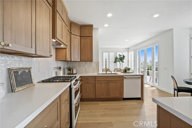 2210 Calle Opalo, San Clemente CA: https://media.crmls.org/medias/11d39fab-c14a-4452-8e95-ae0112520485.jpg