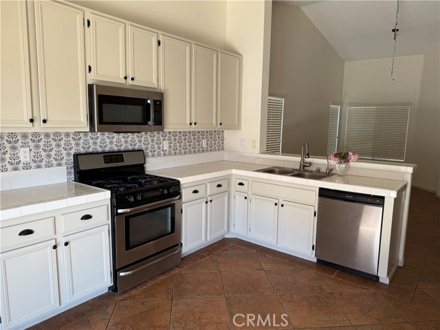 31250 Jan Steen Court, Winchester CA: https://media.crmls.org/medias/11d3ee0e-b1fe-4beb-b614-dfc95e87101c.jpg