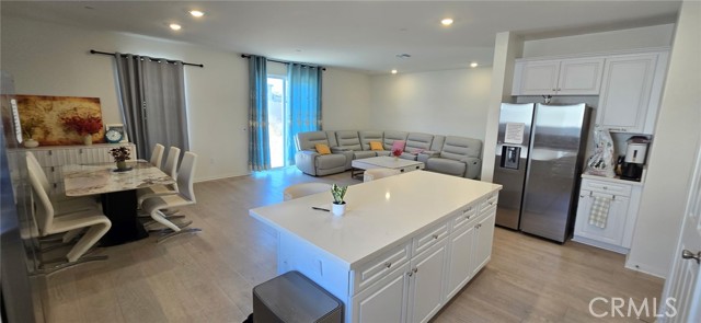 19427 Seeding Palace Circle, Riverside CA: https://media.crmls.org/medias/11d4175e-aa04-42c7-b38f-26ac4463d8be.jpg