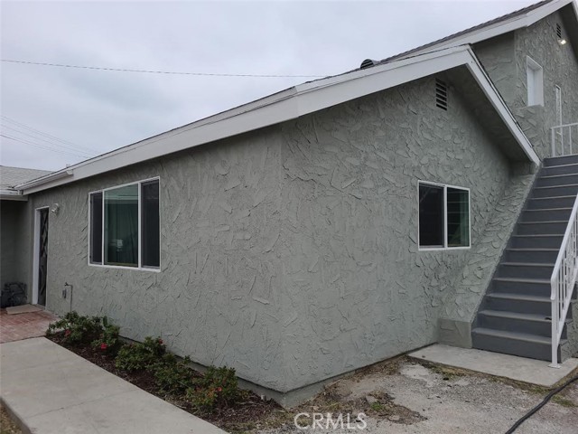 1800 S Ridgeley Drive, Los Angeles CA: https://media.crmls.org/medias/11d575dd-6b78-4c1d-8a39-e4177987f8fa.jpg