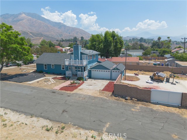 Detail Gallery Image 9 of 45 For 27981 Atlantic Ave, Highland,  CA 92346 - 3 Beds | 2 Baths
