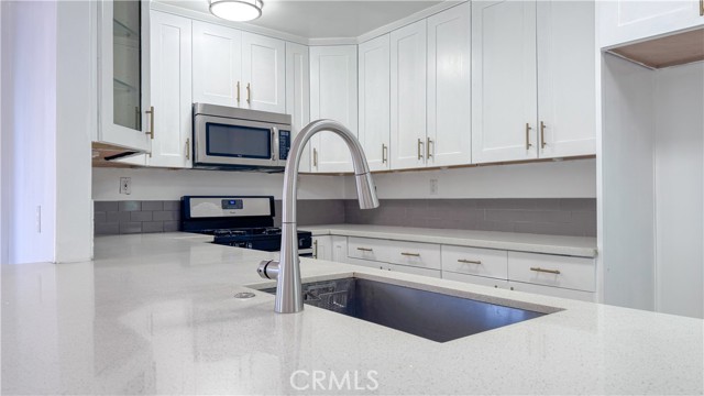 12845 Fairford Avenue, Norwalk CA: https://media.crmls.org/medias/11d61d1b-f08b-451e-96d8-97df636e53a3.jpg