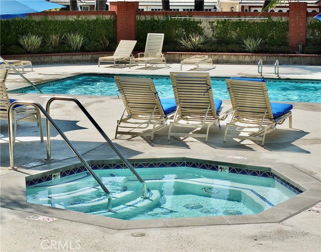 6225 Napoli Court, Long Beach CA: https://media.crmls.org/medias/11d6be1d-8354-4b91-a708-536047196a61.jpg