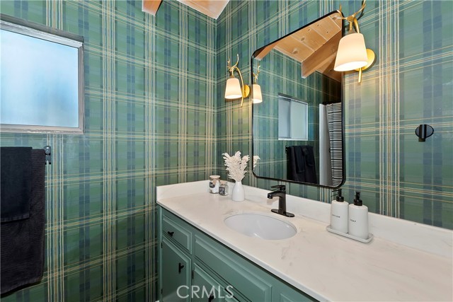 Detail Gallery Image 23 of 47 For 720 Buckingham, Lake Arrowhead,  CA 92352 - 3 Beds | 2/1 Baths