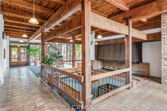 372 S Miraleste Drive, San Pedro CA: https://media.crmls.org/medias/11d7c00c-9f15-4821-96d9-f0722eb01fbf.jpg