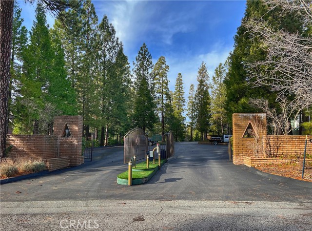 Image 2 for 180 S Grass Valley Rd #24, Lake Arrowhead, CA 92352