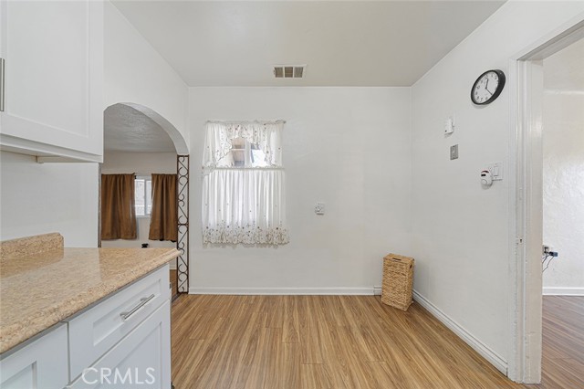 Detail Gallery Image 9 of 23 For 1722 Davidson, San Bernardino,  CA 92411 - 3 Beds | 1 Baths