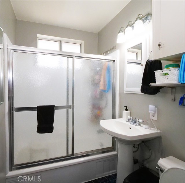 1931 Ruhland Avenue, Redondo Beach, California 90278, 6 Bedrooms Bedrooms, ,4 BathroomsBathrooms,Residential,Sold,Ruhland,SB23015853