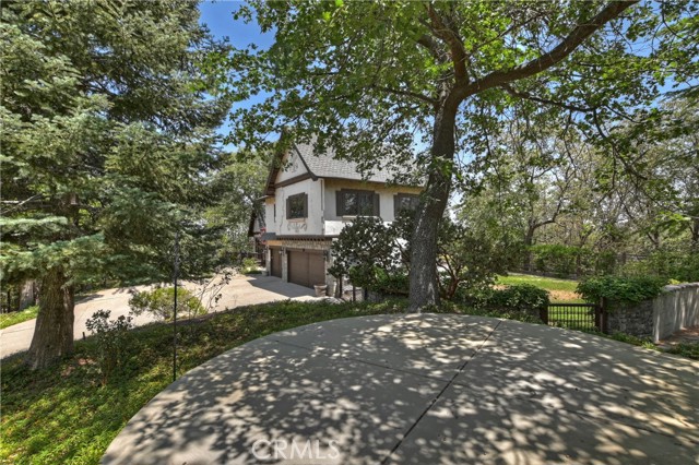 Detail Gallery Image 57 of 64 For 28324 Somerset Ln, Lake Arrowhead,  CA 92352 - 4 Beds | 4/1 Baths