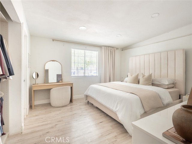649 W w ramona Drive, Rialto CA: https://media.crmls.org/medias/11da800e-a35b-4d4e-afe4-bb9ccdb78b40.jpg