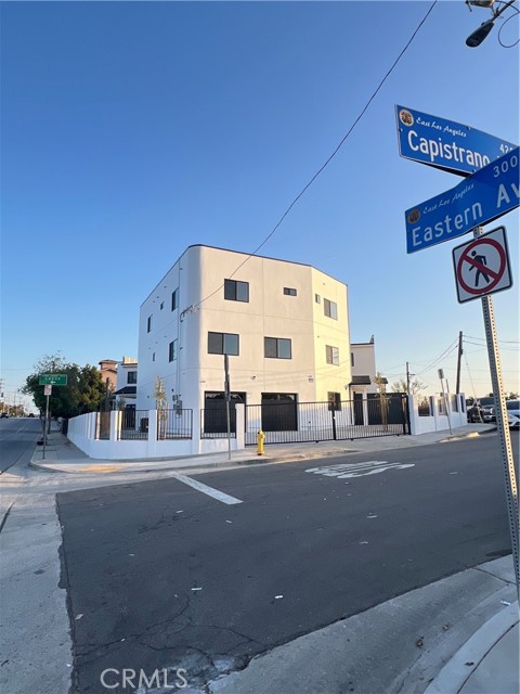 Detail Gallery Image 2 of 11 For 4268 Capistrano Way, East Los Angeles,  CA 90063 - – Beds | – Baths
