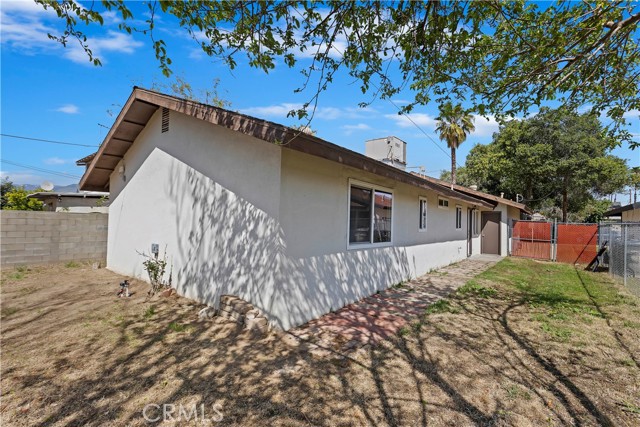 Detail Gallery Image 25 of 31 For 1009 Washington St, Redlands,  CA 92374 - 3 Beds | 2 Baths